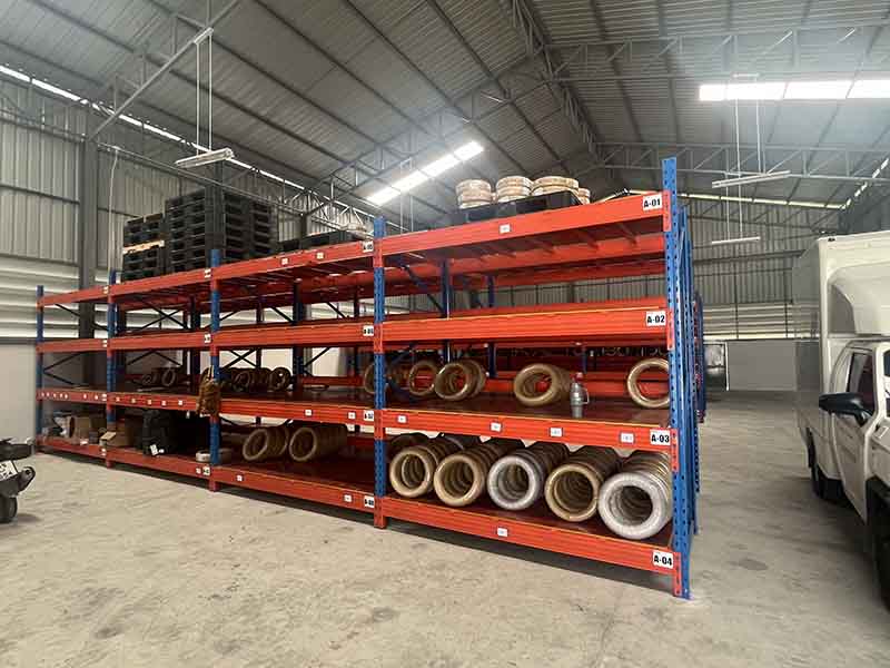 Khách hàng quan trọng của khách hàng lần đầu tiên đến Công ty Dingyan Thái